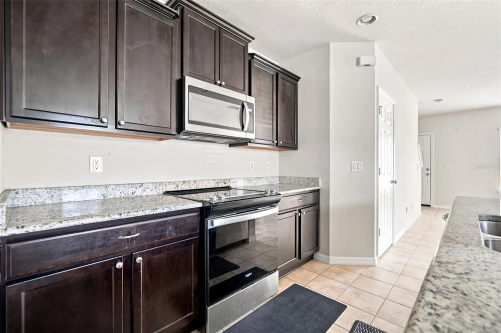 4755 SOMERSET HILL LANE Riverview, FL 33578