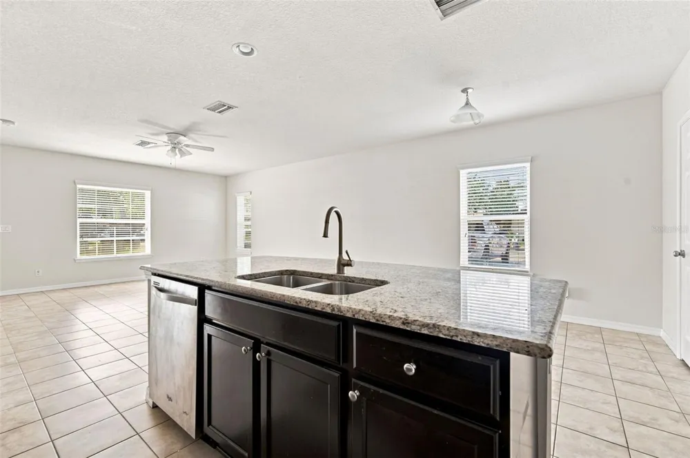 4755 SOMERSET HILL LANE Riverview, FL 33578