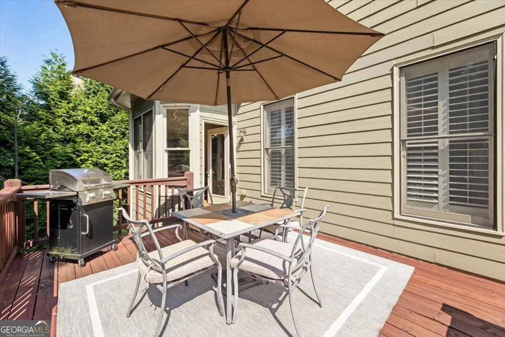 525 Big Bend TRL Sugar Hill, GA 30518