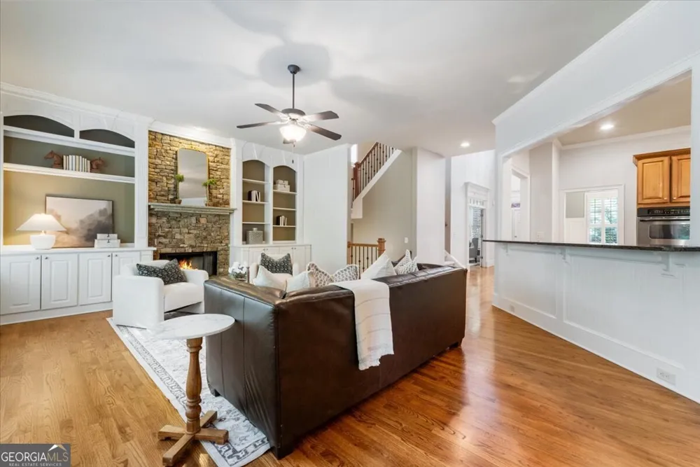 525 Big Bend TRL Sugar Hill, GA 30518