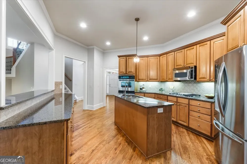 525 Big Bend TRL Sugar Hill, GA 30518