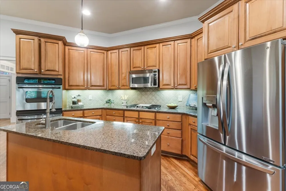 525 Big Bend TRL Sugar Hill, GA 30518