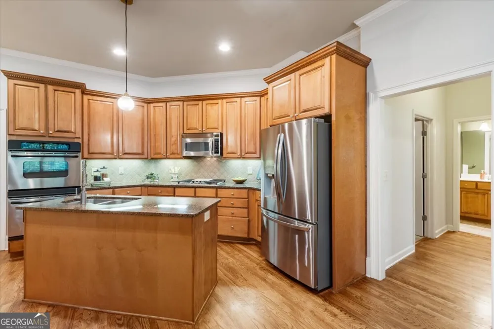525 Big Bend TRL Sugar Hill, GA 30518