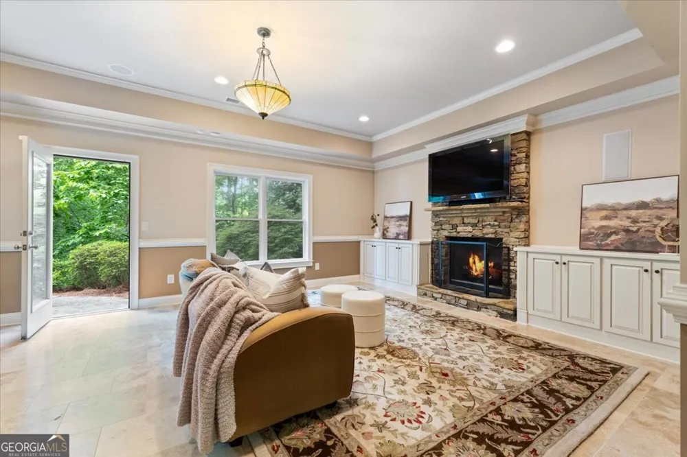 525 Big Bend TRL Sugar Hill, GA 30518