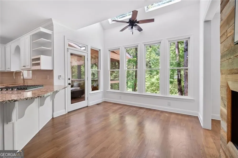 2090 Double Creek LN Alpharetta, GA 30004