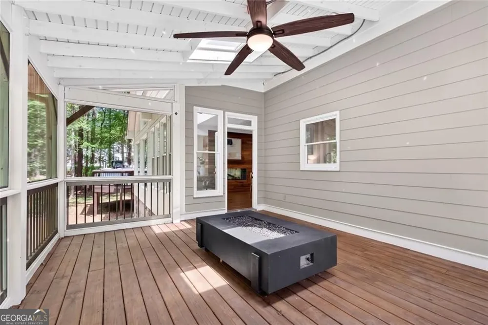 2090 Double Creek LN Alpharetta, GA 30004