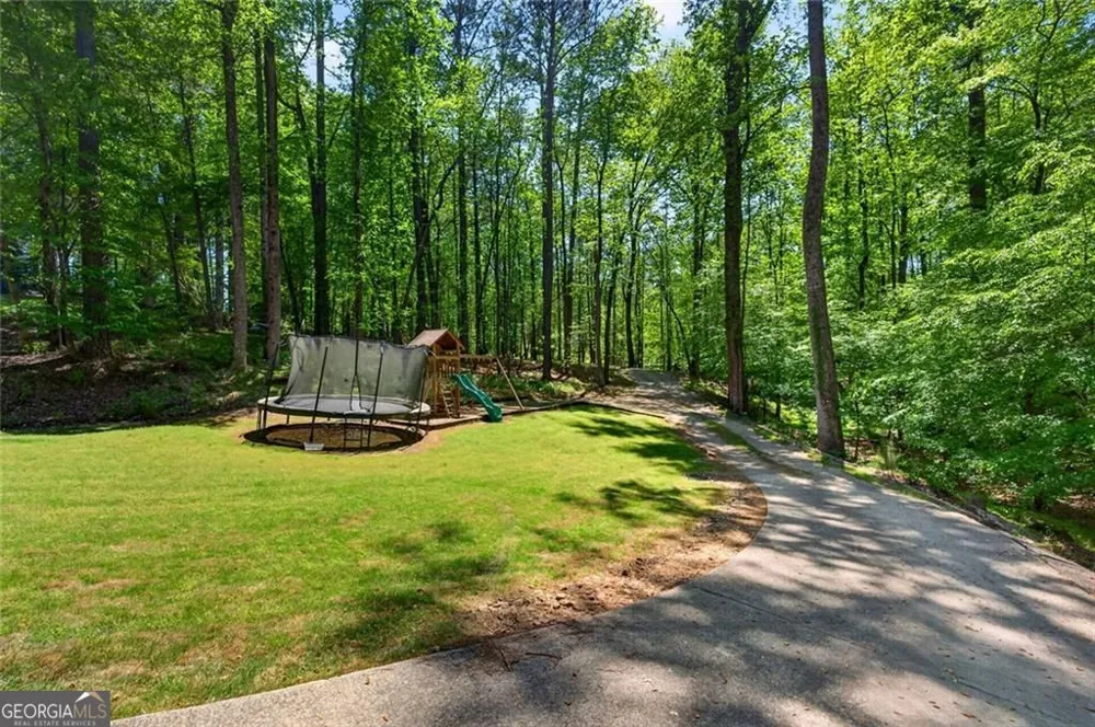 2090 Double Creek LN Alpharetta, GA 30004