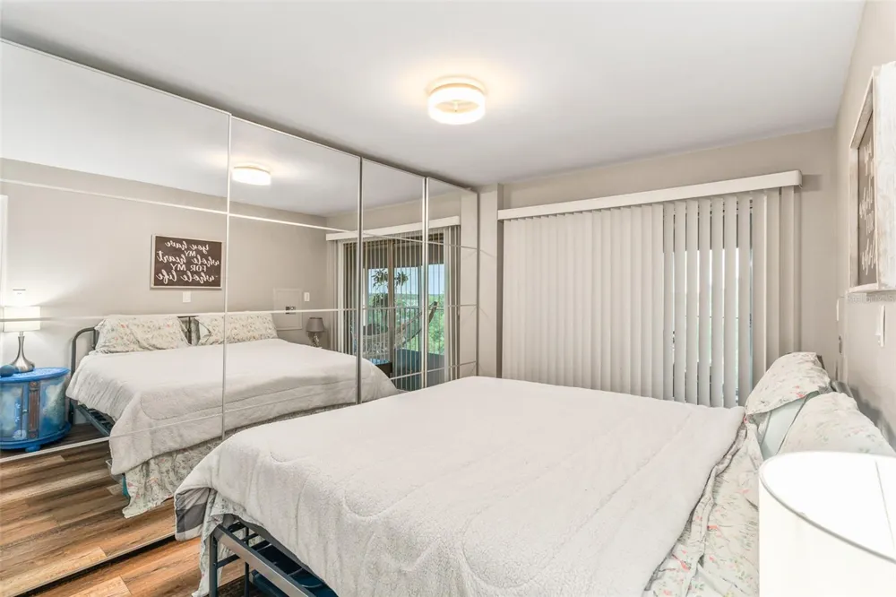 90 HIGHLAND AVENUE S #402 Tarpon Springs, FL 34689