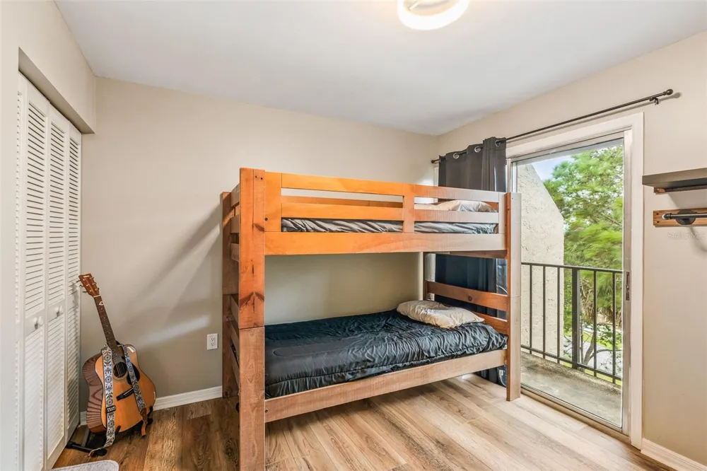 90 HIGHLAND AVENUE S #402 Tarpon Springs, FL 34689