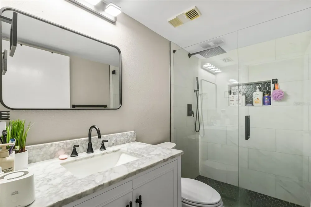 90 HIGHLAND AVENUE S #402 Tarpon Springs, FL 34689