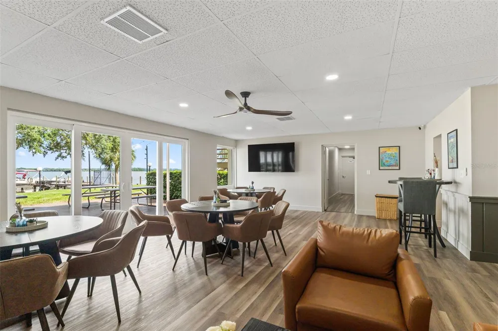 90 HIGHLAND AVENUE S #402 Tarpon Springs, FL 34689