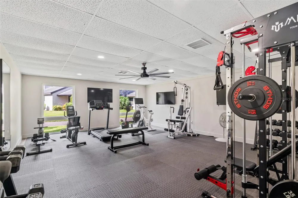 90 HIGHLAND AVENUE S #402 Tarpon Springs, FL 34689