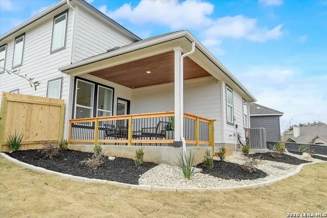 1225 Casetta Run New Braunfels, TX 78130