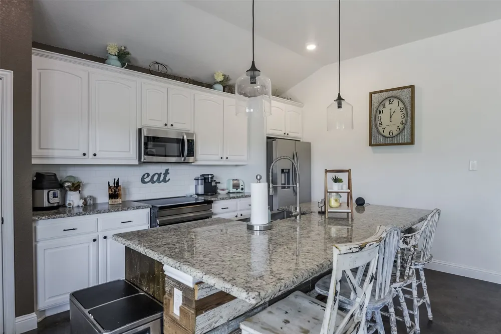 161 Laurie Lane Waxahachie, TX 75165