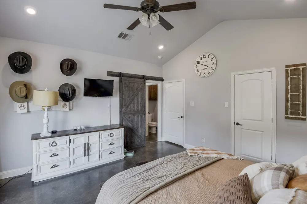 161 Laurie Lane Waxahachie, TX 75165