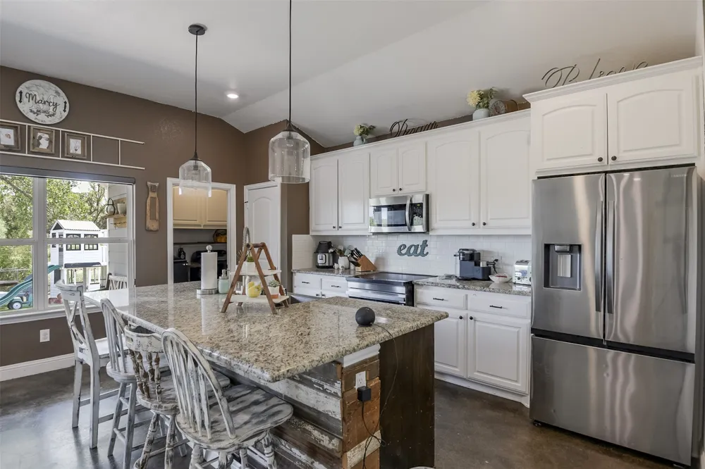 161 Laurie Lane Waxahachie, TX 75165