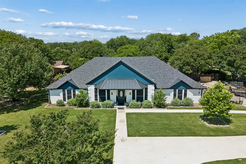 160 Cedarcrest Lane Double Oak, TX 75077