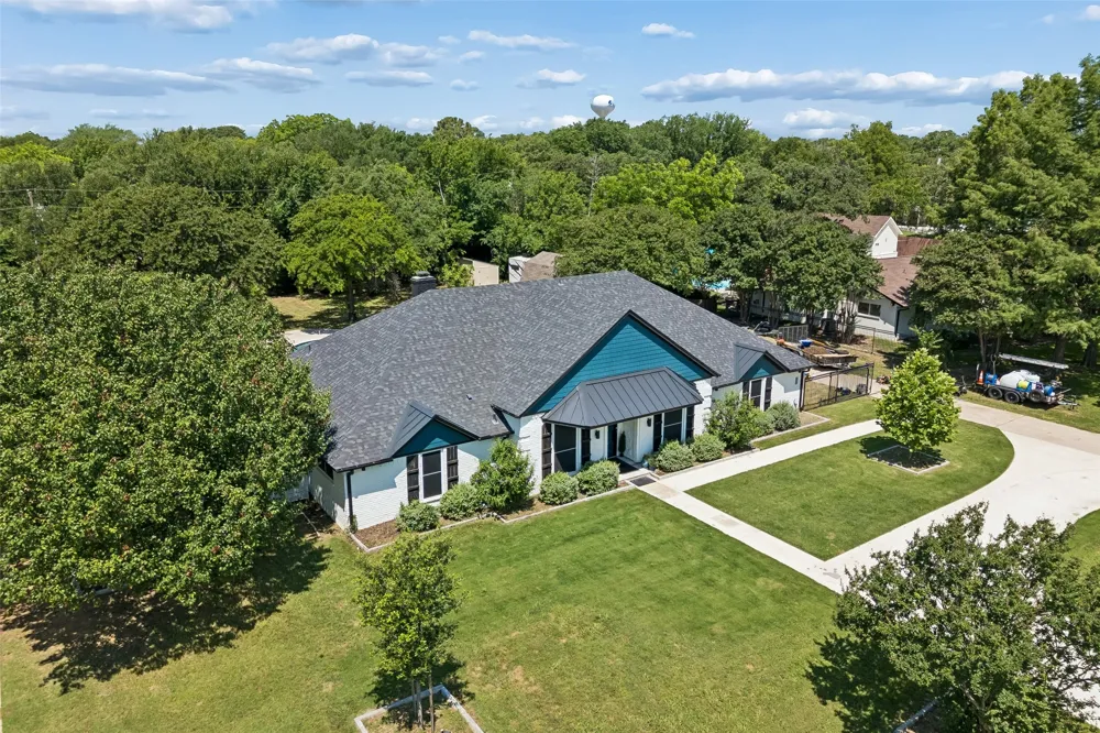 160 Cedarcrest Lane Double Oak, TX 75077