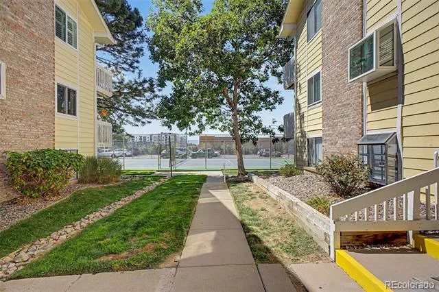 12506 E Cornell Avenue #302 Aurora, CO 80014