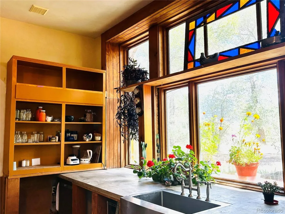 1038 Beaver Trail Crestone, CO 81131