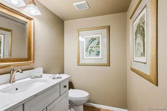 7544 S Monaco Way Centennial, CO 80112