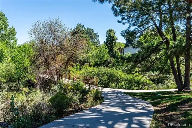 7544 S Monaco Way Centennial, CO 80112