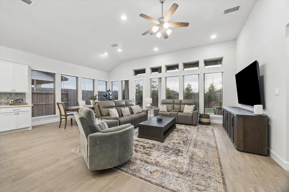 1419 Watermont Drive Missouri City, TX 77459