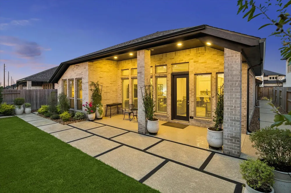 1419 Watermont Drive Missouri City, TX 77459