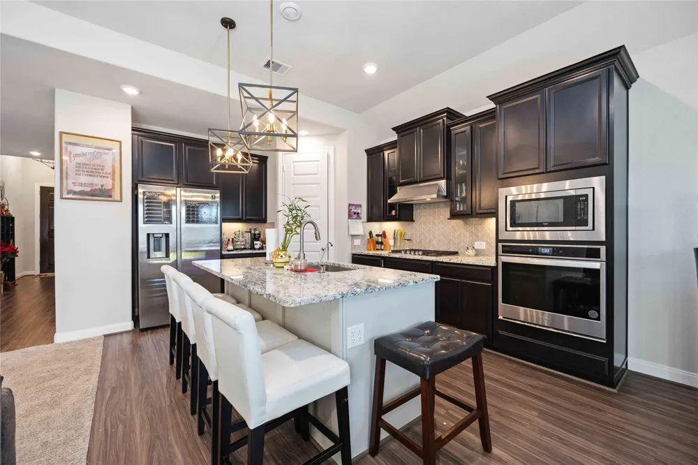 21403 Hartwig Court Tomball, TX 77375