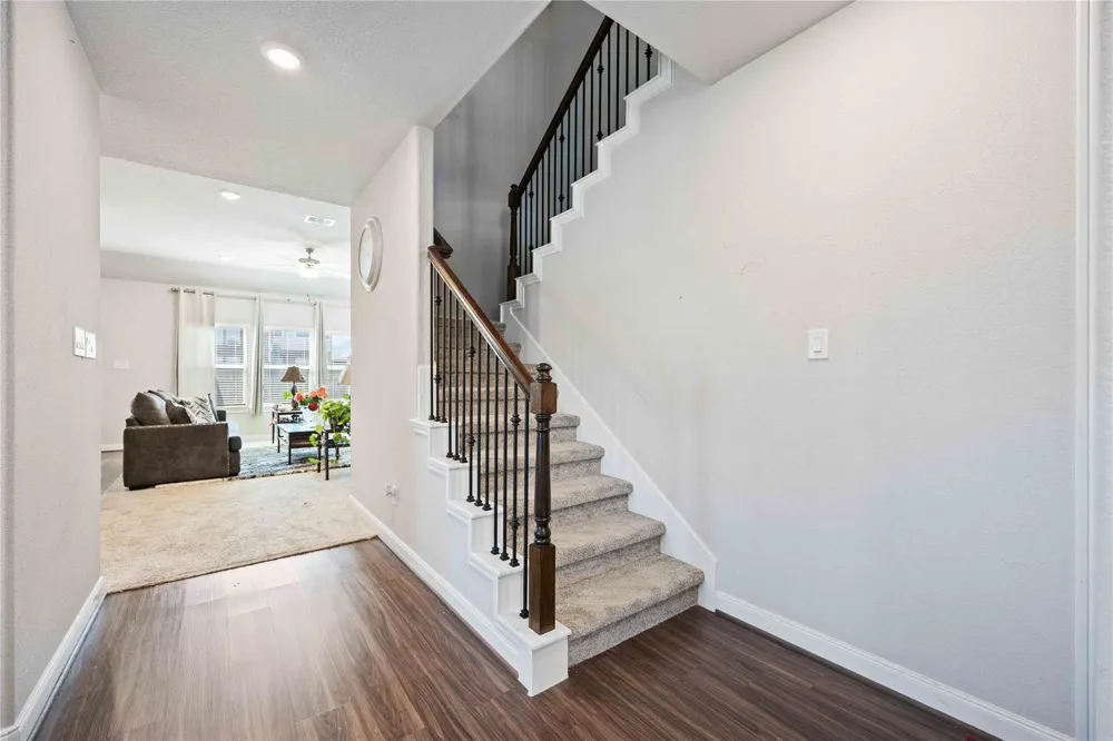 21403 Hartwig Court Tomball, TX 77375