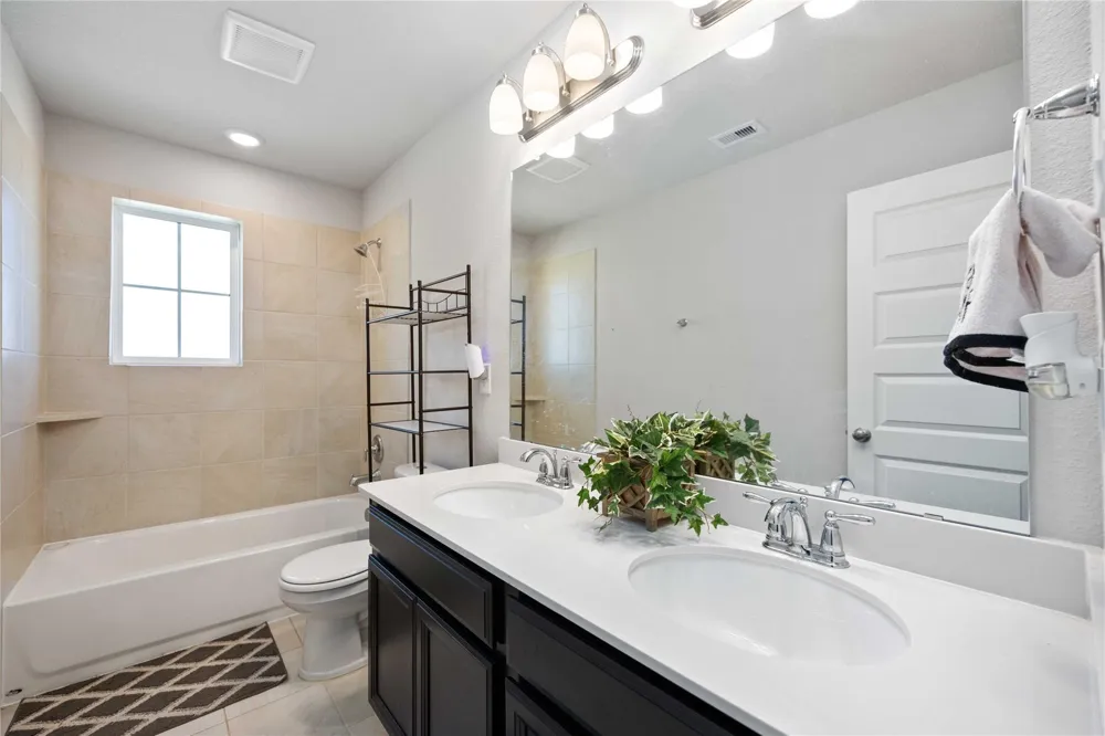 21403 Hartwig Court Tomball, TX 77375