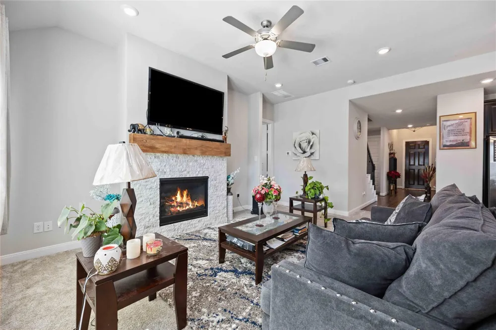 21403 Hartwig Court Tomball, TX 77375