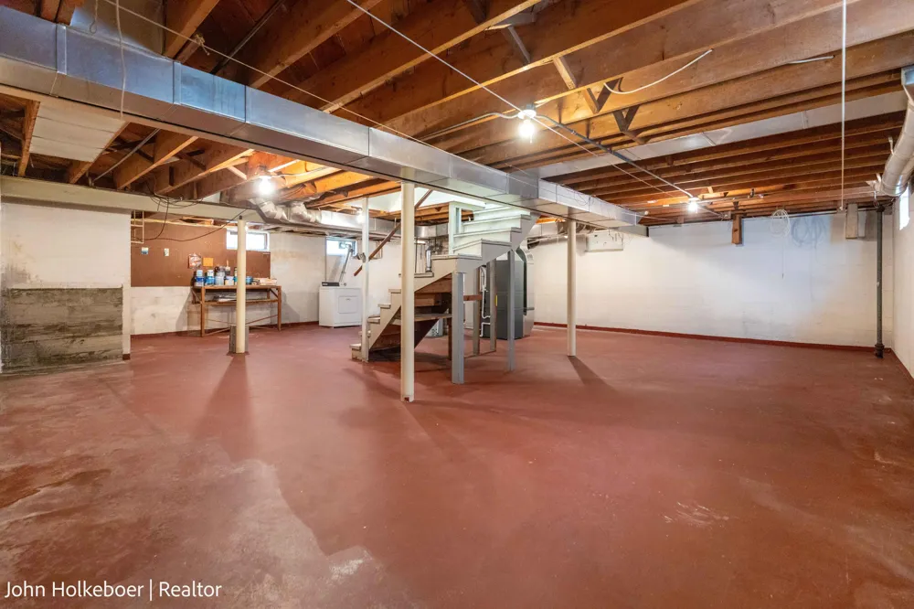2226 College Avenue SE Grand Rapids, MI 49507
