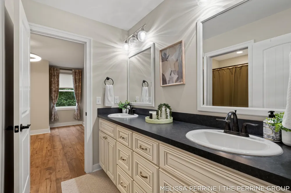 12125 Cherry Creek Ridge NE Lowell, MI 49331