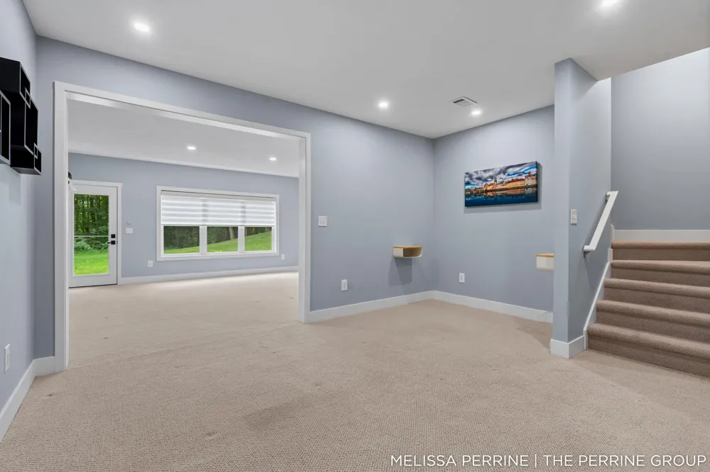 12125 Cherry Creek Ridge NE Lowell, MI 49331