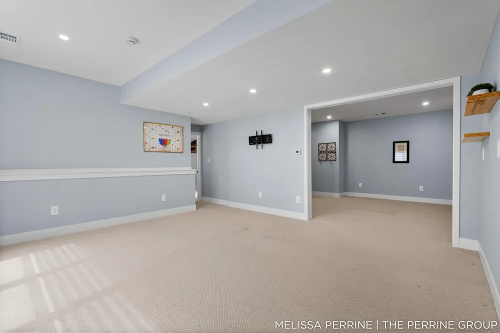 12125 Cherry Creek Ridge NE Lowell, MI 49331