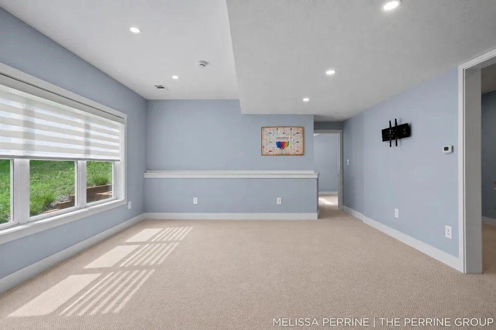 12125 Cherry Creek Ridge NE Lowell, MI 49331