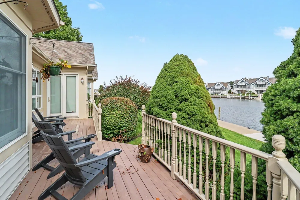 1 Harbor Point Lane Manistee, MI 49660