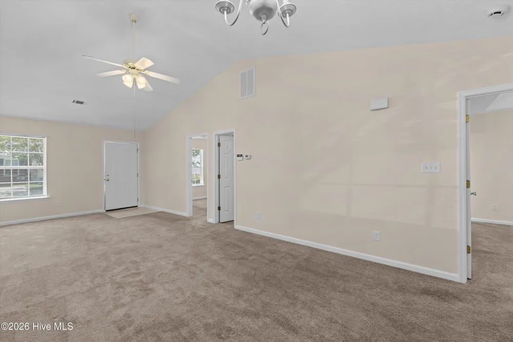 526 Edgecliff Lane Evans, GA 30809