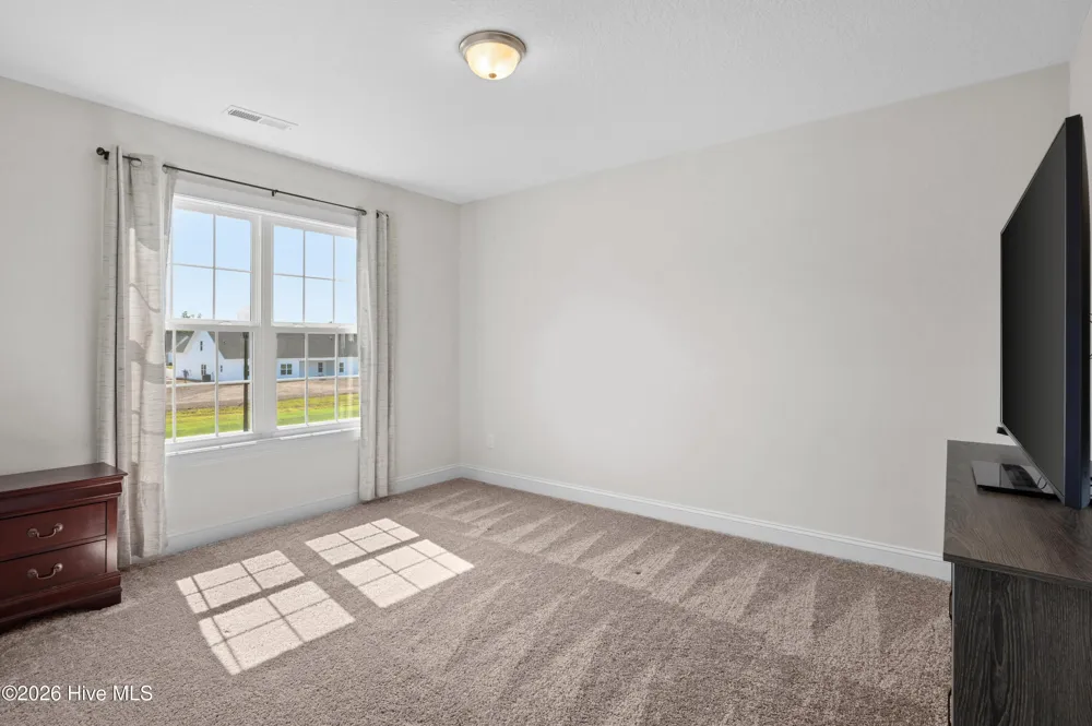 1818 Olde Towne Pointe Boulevard Jacksonville, NC 28546