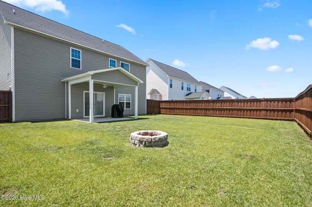 1818 Olde Towne Pointe Boulevard Jacksonville, NC 28546