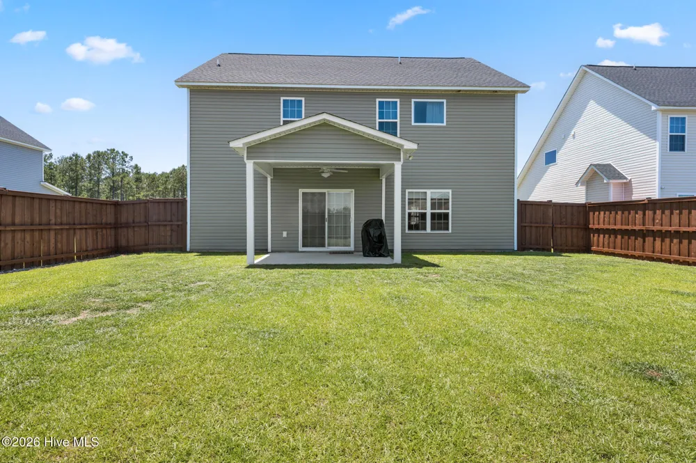 1818 Olde Towne Pointe Boulevard Jacksonville, NC 28546