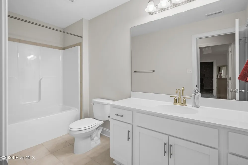 1818 Olde Towne Pointe Boulevard Jacksonville, NC 28546