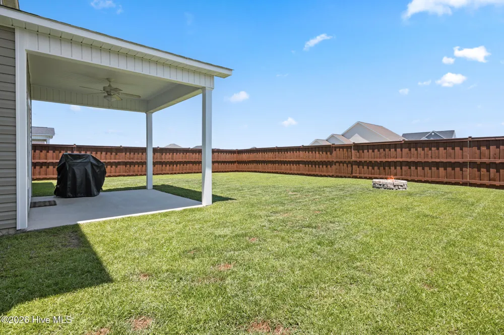 1818 Olde Towne Pointe Boulevard Jacksonville, NC 28546