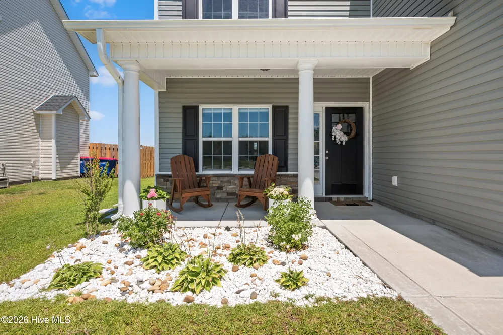 1818 Olde Towne Pointe Boulevard Jacksonville, NC 28546