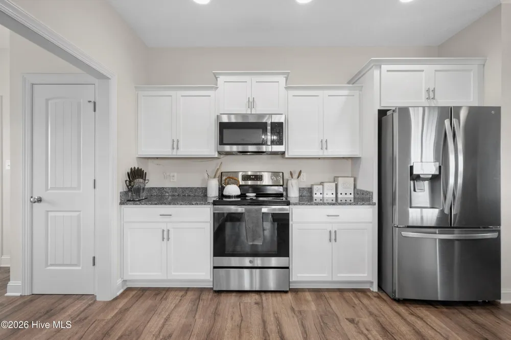 1818 Olde Towne Pointe Boulevard Jacksonville, NC 28546