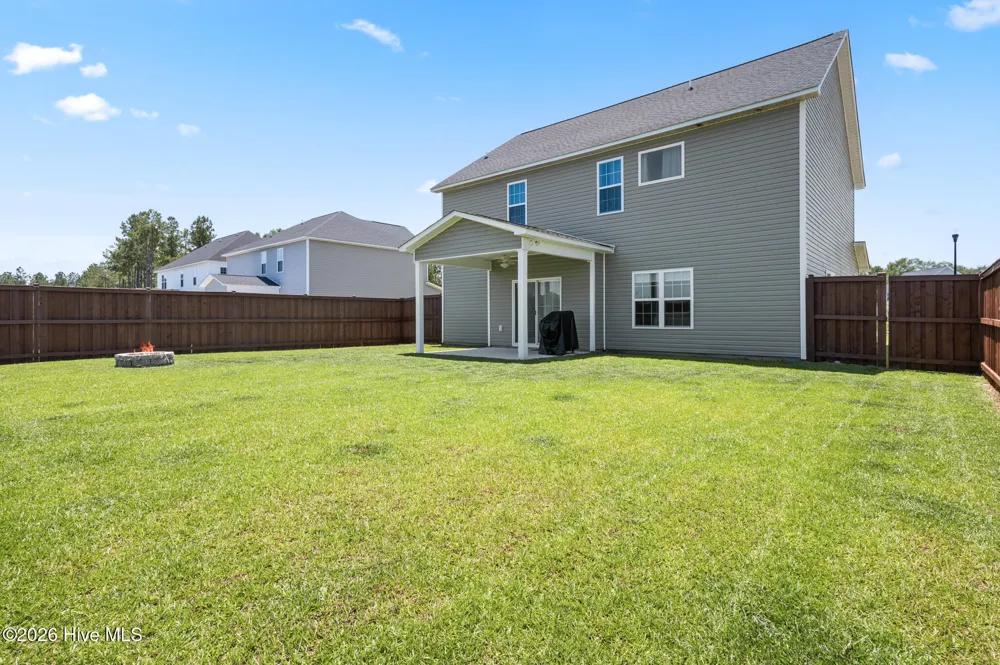 1818 Olde Towne Pointe Boulevard Jacksonville, NC 28546