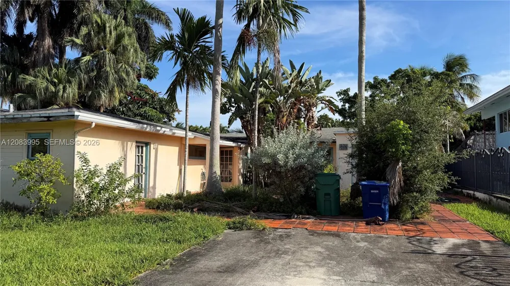 1212 NE 91st St Miami, FL 33138