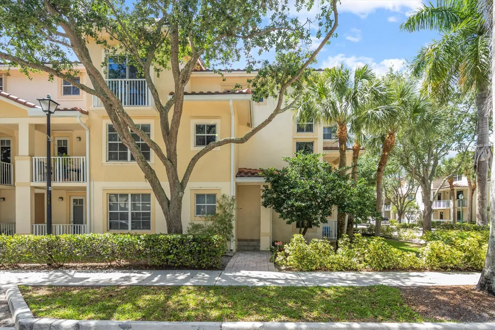 4822 Chancellor Drive #23 Jupiter, FL 33458