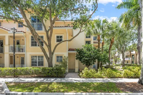4822 Chancellor Drive #23